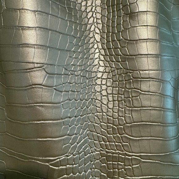 Saks Fifth Avenue Gold Tote Bag - Picture 2 of 11